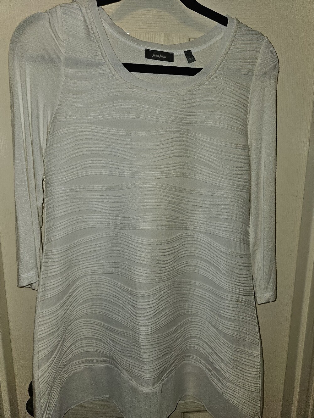 Love Tree Ivory Wave-Textured Tunic Top - Picture 4 of 7